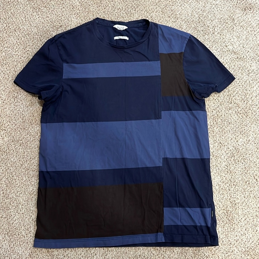 Calvin Klein colorblock tshirt